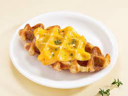 Cheddar Cheese Croffle ( with or without Bacon)